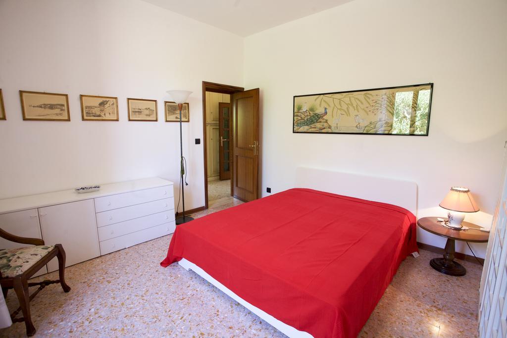 Villa Leo Portoferraio Δωμάτιο φωτογραφία